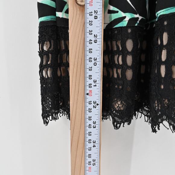 BCBGMAXAZRIA‎ Dress Sz 4 Layna Palms Print Black Teal Lace Trim Half Sleeve Mini - Picture 10 of 13